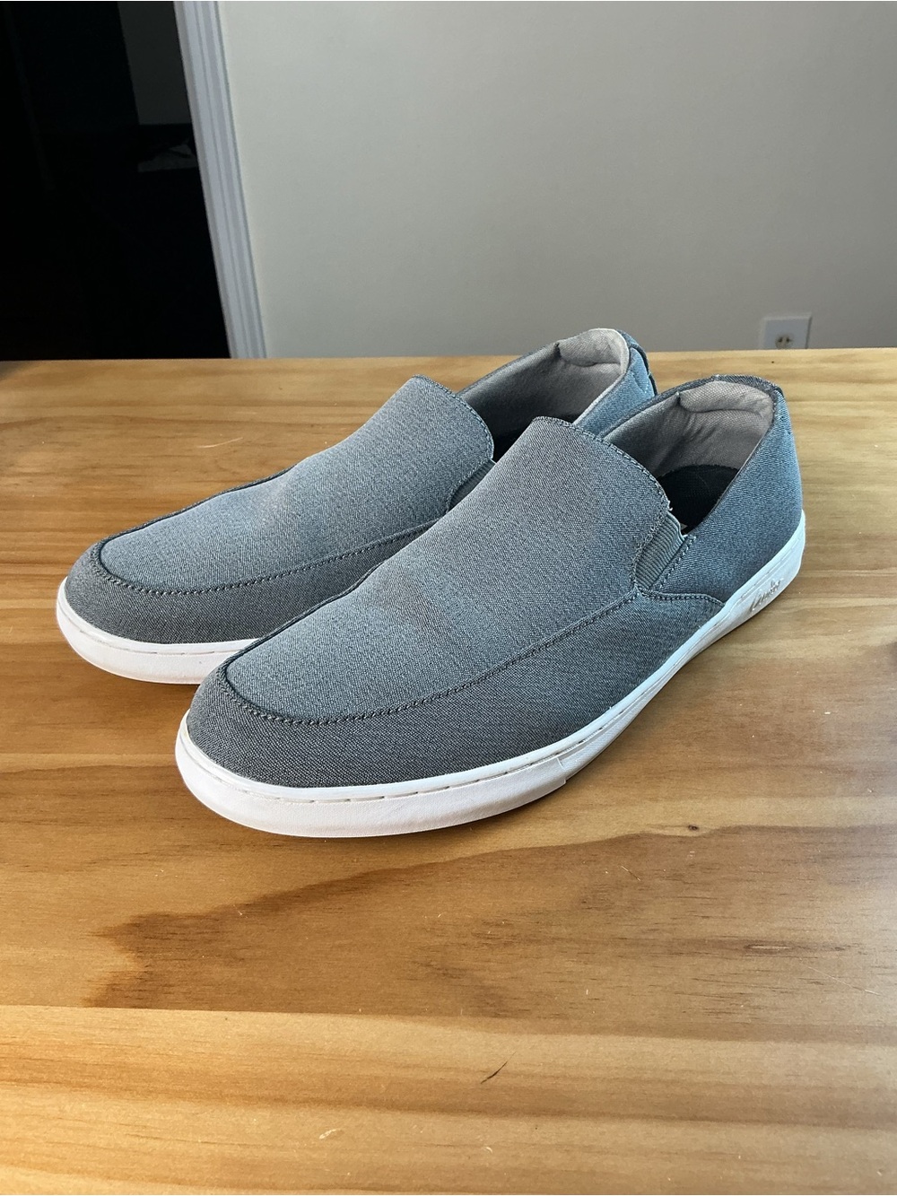 Cuater TravisMathew Men’s Tracers Grey Slip On Sneakers Size 10